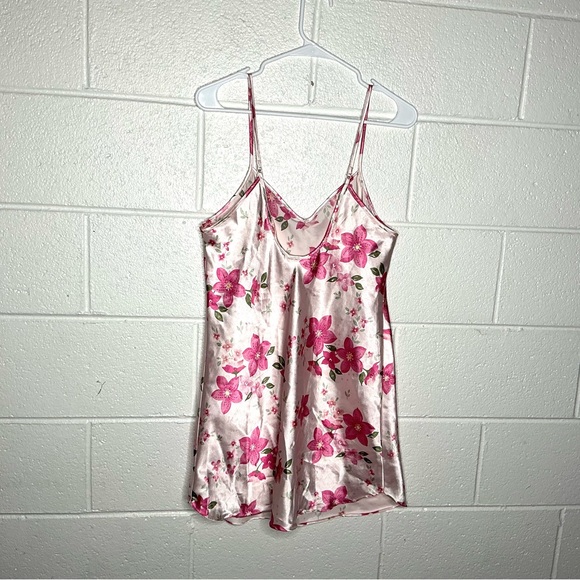 < Vintage Secret Treasures Pink Floral Slip Dress > - Picture 3 of 3